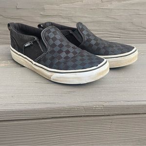Kids slip on checkerboard Vans black/pewter size 13.5 used condition.